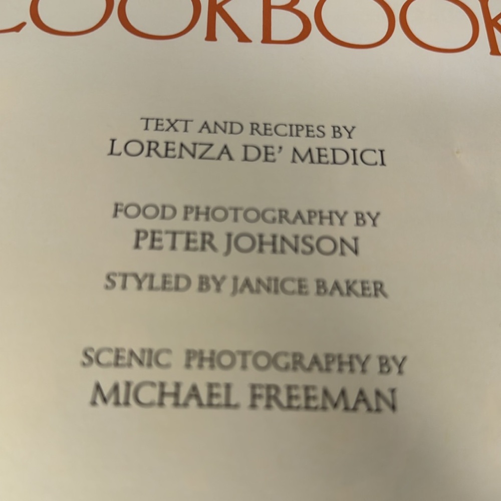 Tuscany The Beautiful Cookbook by Lorenza DE’ Medici coffee table book - Picture 6 of 13